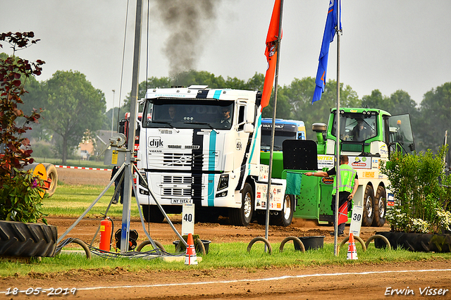 18-05-2010 Oss 098-BorderMaker 18-05-2019 Oss