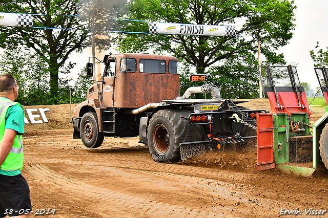 18-05-2010 Oss 409-BorderMaker 18-05-2019 Oss