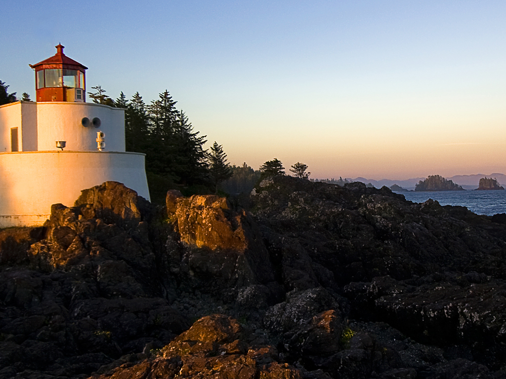Lighthouse https://www.healingbenefit.com/slimlinic-keto/