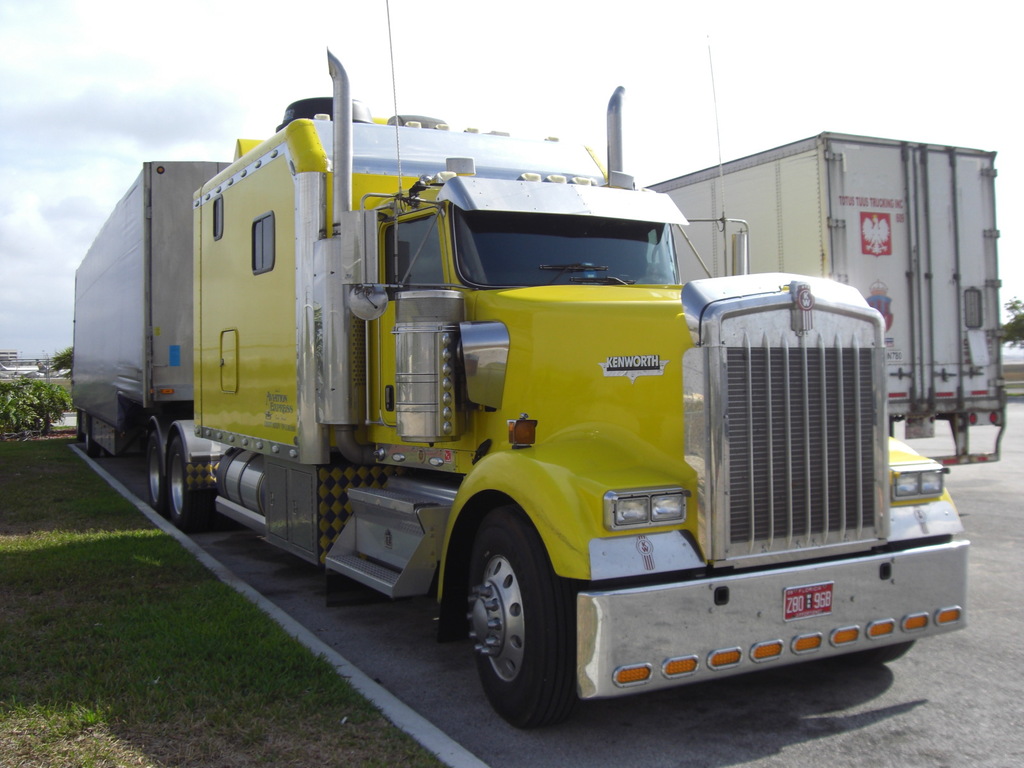 CIMG8989 - Trucks