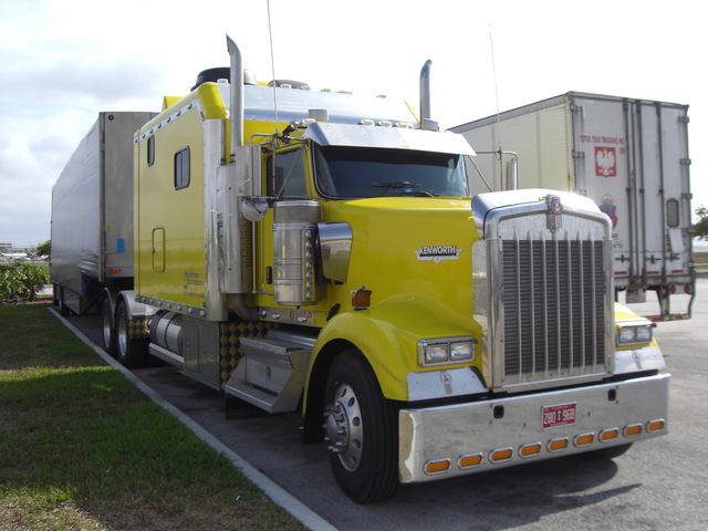 CIMG8989 Trucks
