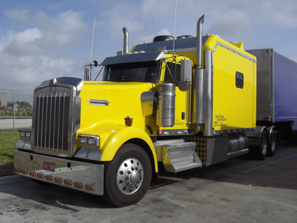 CIMG8986 - Trucks
