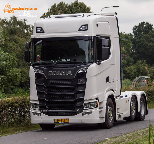 Nog Harder Lopik powered by www.truck-pics Nog Harder Lopik 2019 at Salmsteke powered by www.truck-pics.eu / #truckpicsfamily