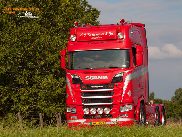 Nog Harder Lopik powered by www.truck-pics Nog Harder Lopik 2019 at Salmsteke powered by www.truck-pics.eu / #truckpicsfamily