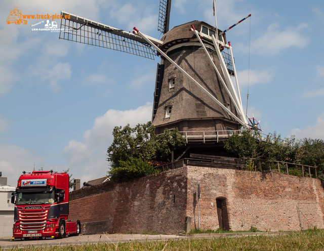 Nog Harder Lopik powered by www.truck-pics Nog Harder Lopik 2019 at Salmsteke powered by www.truck-pics.eu / #truckpicsfamily