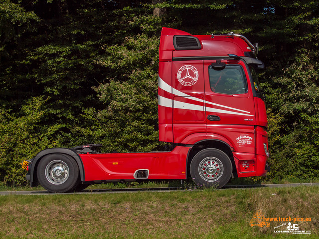 Spedition Wolfgang Herrmann powered by www Jens Scholl, Spedition Herrmann, Kirchen powered by www.truck-pics.eu & #truckpicsfamily