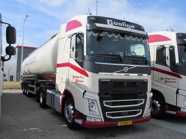 47 12-BKB-5 Volvo FH Serie 4