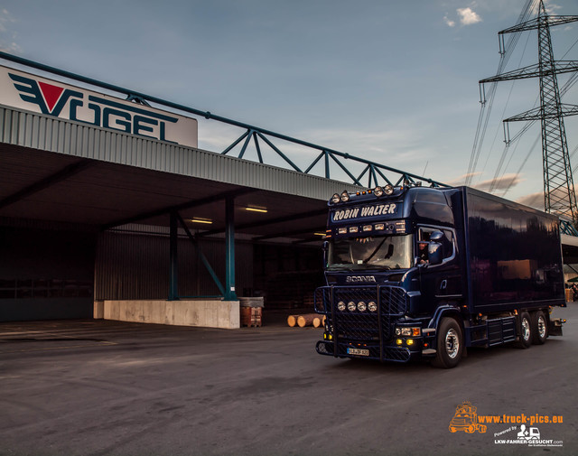 LÃ¤ndle Truck Show #truckpicsfamily, www Robin Walter bei der LÃ¤ndle Truckshow der Firma VÃ¶gel Transporte, #truckpicsfamily, www.truck-pics.eu