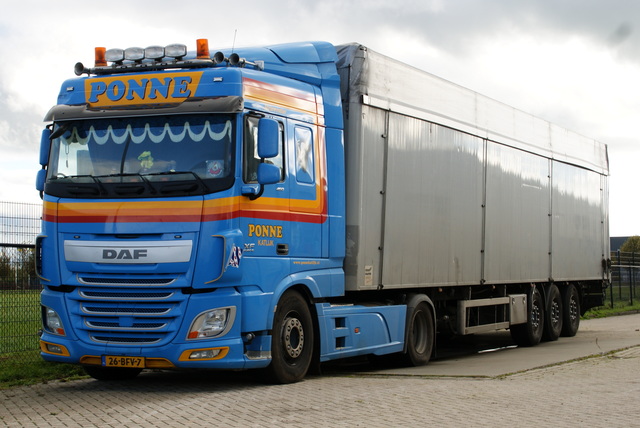 DSC01498 vrachtwagens