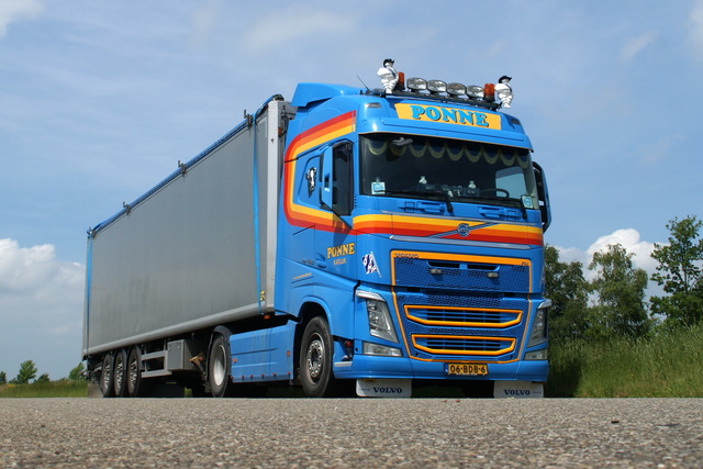 DSC02750 vrachtwagens
