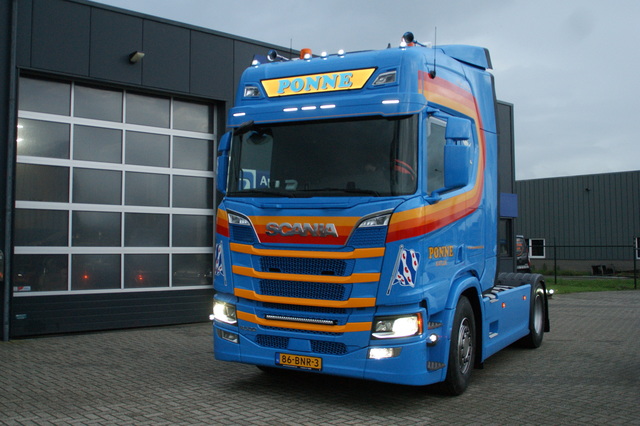 DSC05102 vrachtwagens