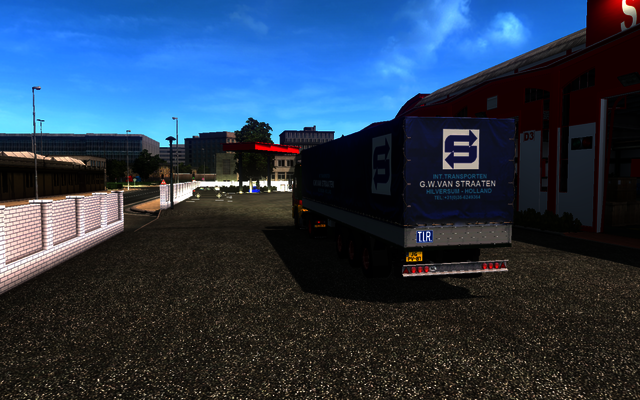 ets2 Volvo F12 4x2 + 3 asser huiftrailer van Straa ETS2 open