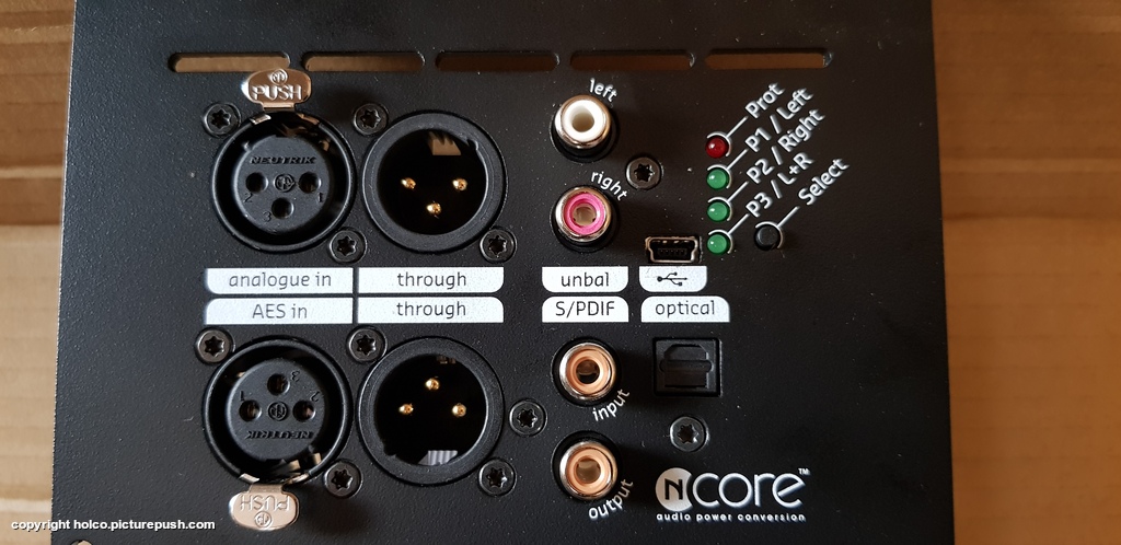 output / input panel Modushop chassis