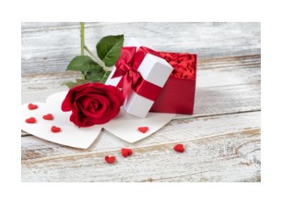 Flowers and Gifts On Valentines Day 14th February  Valentines Images
