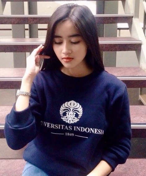 CHYIbM2VEAAeyHK Picture Box