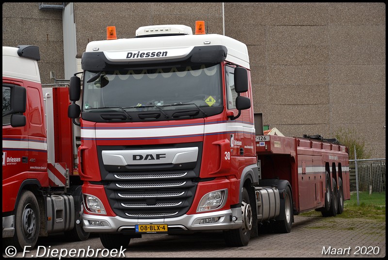 08-BLX-4 DAF 106 Driessen-BorderMaker - 2020