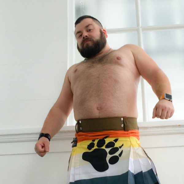 bear man kilt royalkilt custom made kilts for men