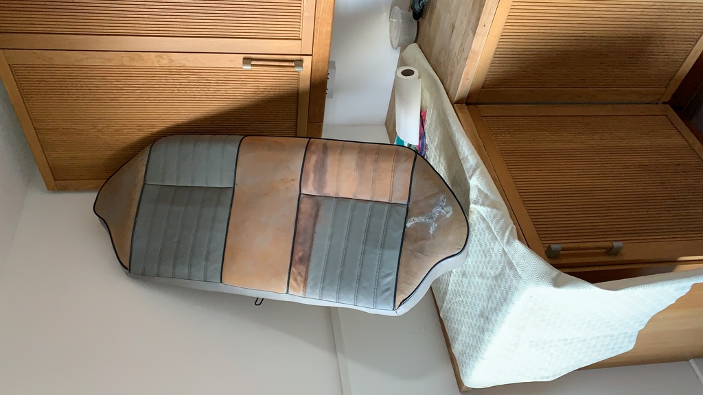 vSUgcWTN o INTERIOR