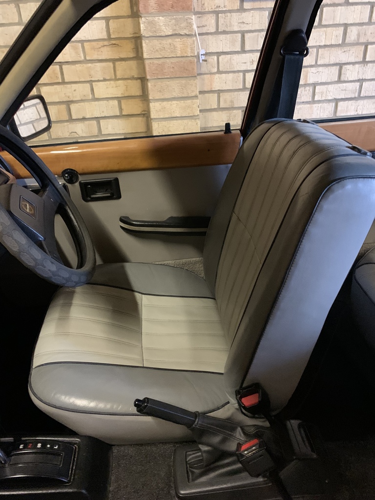 0NKA8lwb o INTERIOR