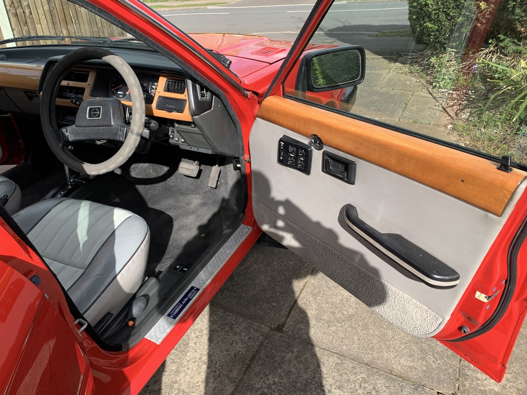 KvTEaz70 o INTERIOR