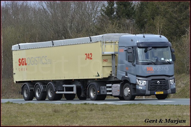 1 (55)-BorderMaker Renault