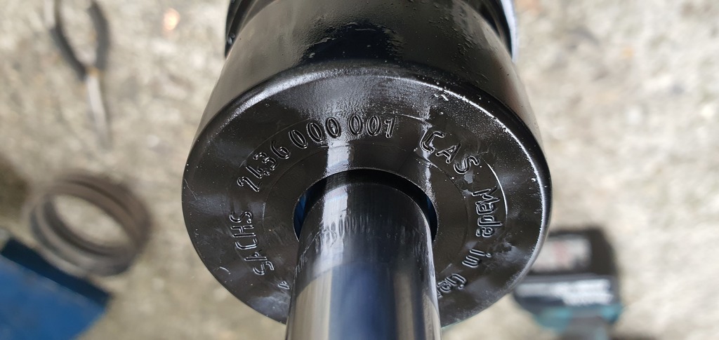 strut oem rod - rear shock phaeton