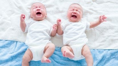how-to-deal-with-crying-twins-722x406-1 Sleep Coach