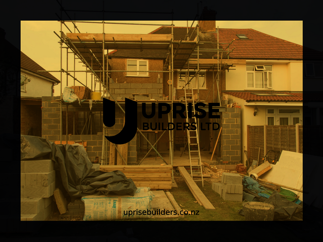 Uprise Builder Picture Box