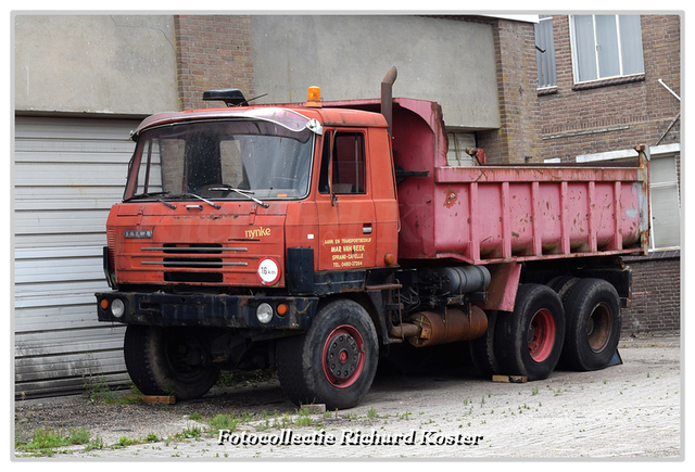 Tatra T815 S3 Donkerbroek (8)-BorderMaker Richard