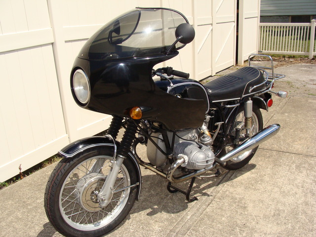 DSC02111 2999030 - 1973 BMW R75/5 LWB. BLACK. Large tank, Very clean & original, Matching Numbers. Hannigan Touring Fairing. New tires & much more!