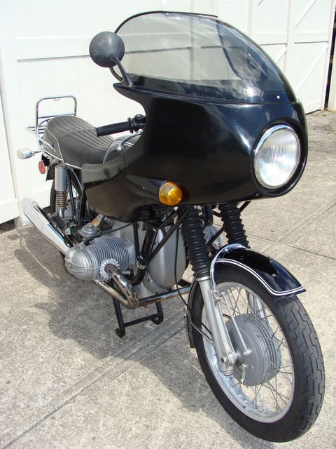 DSC02146 2999030 - 1973 BMW R75/5 LWB. BLACK. Large tank, Very clean & original, Matching Numbers. Hannigan Touring Fairing. New tires & much more!