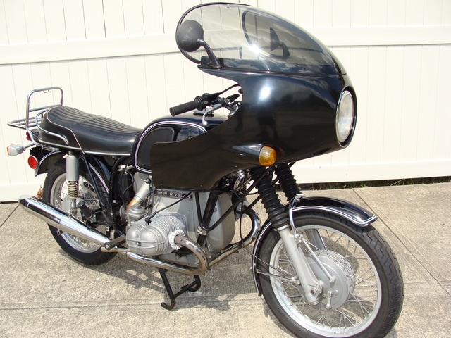 DSC02153 2999030 - 1973 BMW R75/5 LWB. BLACK. Large tank, Very clean & original, Matching Numbers. Hannigan Touring Fairing. New tires & much more!