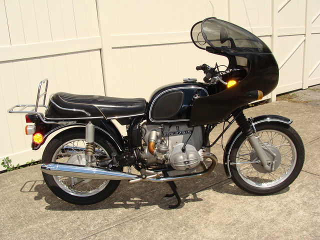 DSC02129 2999030 - 1973 BMW R75/5 LWB. BLACK. Large tank, Very clean & original, Matching Numbers. Hannigan Touring Fairing. New tires & much more!