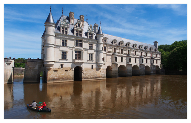 Chenonceau Canoers Panorama France