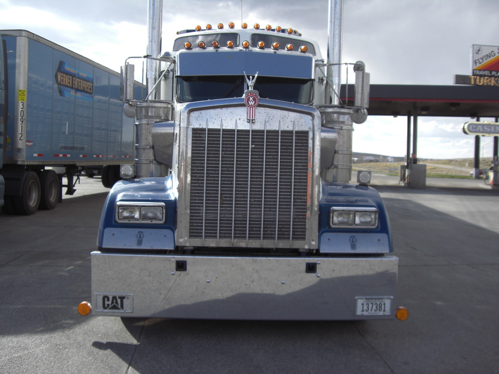 CIMG1266 - Trucks