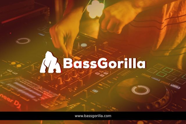 Bass Gorilla Picture Box
