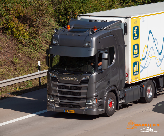 Trucks & Trucking 2021#ClausWieselPhotoPerformance View from a bridge 2021 powered by ww.truck-pics.eu & www.lkw-fahrer-gesucht.com, #truckpicsfamily