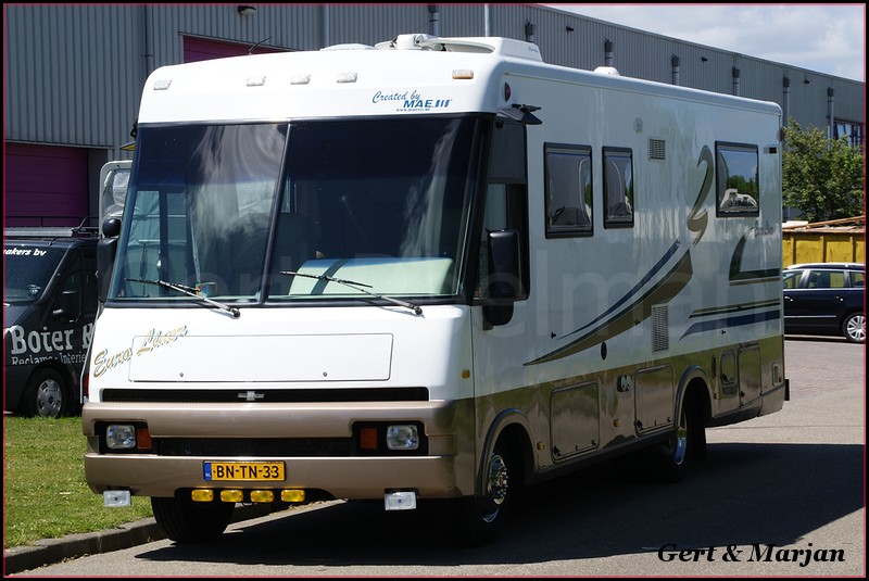 Camper - BN-TN-33 (2)-BorderMaker - 