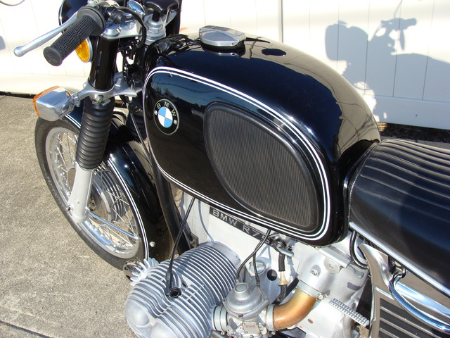 DSC02539 2999030 - 1973 BMW R75/5 LWB. BLACK. Large tank, Very clean & original, Matching Numbers. Hannigan Touring Fairing. New tires & much more!