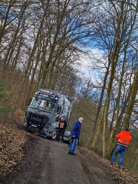 BSD Shooting Making Of (4) BSD - Wald & Holz #truckpicsfamily, Longline MAN & Longline VOLVO powered by www.lkw-fahrer-gesucht.com