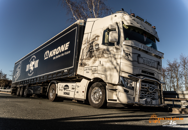 Trucks & Trucking 2021 MÃ¤rz, www Jenny von MAMU TRANS Witten auf Besuch im Siegerland an der RaststÃ¤tte Siegerland West #truckpicsfamily