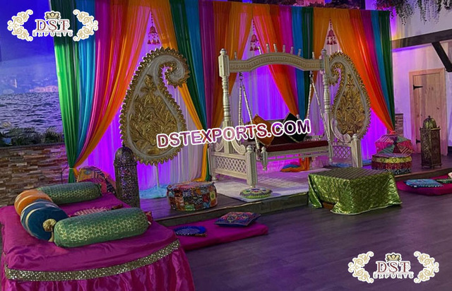 Stunning Indian Mehandi Night Stage Decoration Picture Box