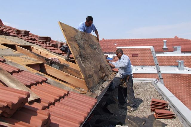 Roof-Repair45 Keen-Contracts