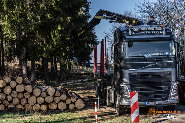 Holz Bald Kreuztal powered by www.truck-pics Stephan Moll von der Firma Holz Bau in Kreuztal om Giller auf der LÃ¼tzel