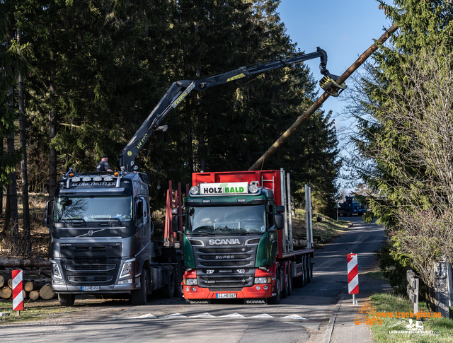 Holz Bald Kreuztal powered by www.truck-pics Stephan Moll von der Firma Holz Bau in Kreuztal om Giller auf der LÃ¼tzel