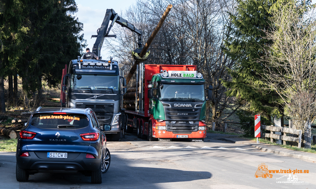 Holz Bald Kreuztal powered by www.truck-pics Stephan Moll von der Firma Holz Bau in Kreuztal om Giller auf der LÃ¼tzel