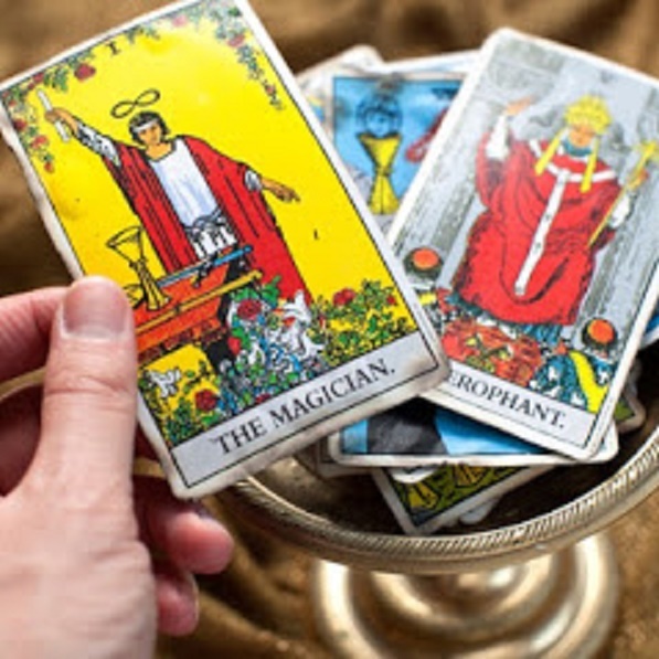 psychic reader Temple Picture Box