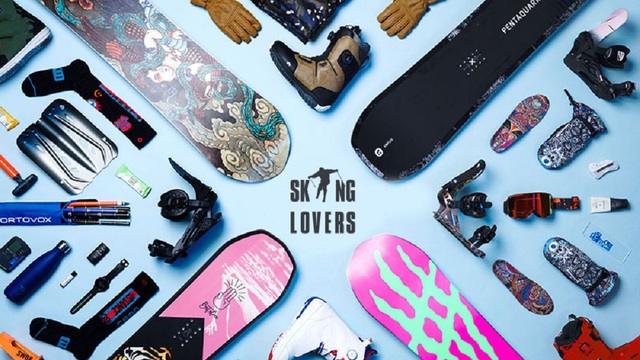 Snowboarding-Gear-Basics-And-Top-Accessories skiinglovers