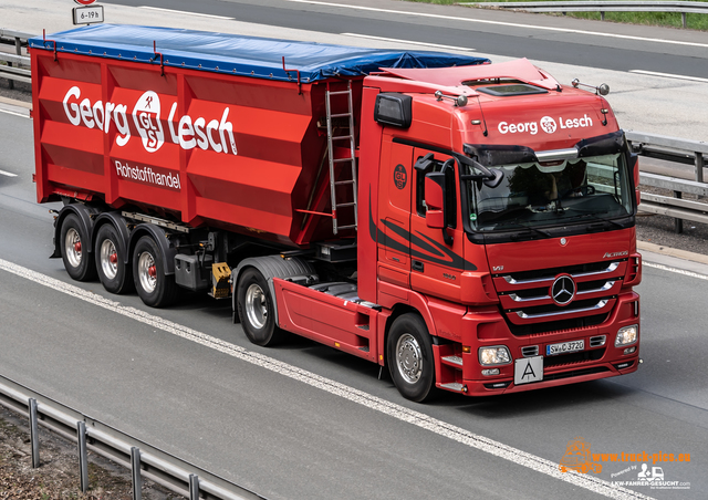 LKW Truck Trucking powered by www.truck-pics View from a bridge 2021 powered by ww.truck-pics.eu & www.lkw-fahrer-gesucht.com, #truckpicsfamily