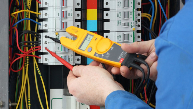 img-service-commercial 360 Â° Electrical Contracting